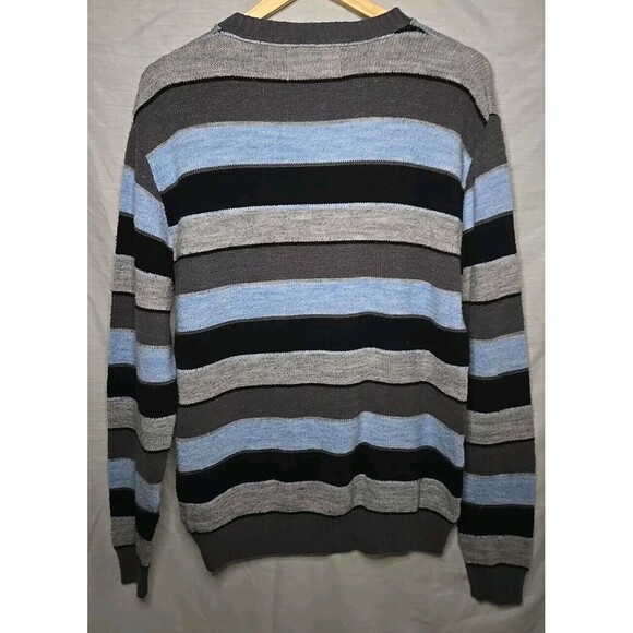 Classic Striped Dad or Grandpa Men's Sweater in Gray and Blue - Picture 6 of 8